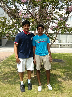 Image of students who visited RIKEN