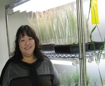 Image of Ryoung Shin at her lab
