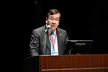 image of President Gonokami giving remarks