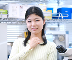 鵜崎 真妃の写真