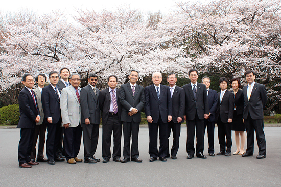 Group photo with USM