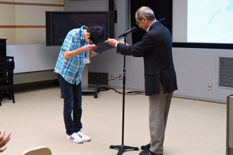 写真：見学会の様子