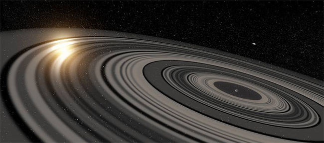 系外惑星J1407bの巨大リングのイメージ図