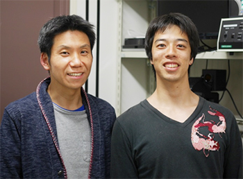 北島智也チームリーダーと京極博久基礎科学特別研究員の写真