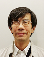 松田恭幸教授の写真