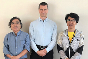 平林義雄(左)、Peter Greimel (中)、金然正(右)の写真
