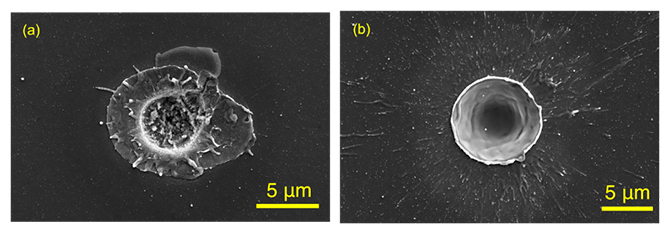 従来と新開発の照射法でアブレーションされたシリコン表面加工痕のSEM画像の写真