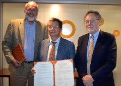 Image of Drs. Boebinger, Maeda and Larbalestier