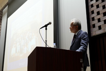 Image of Yoshinori Ohsumi Image of Yoshinori Ohsumi