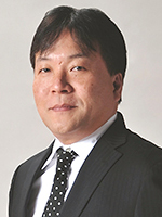 相田卓三 副センター長