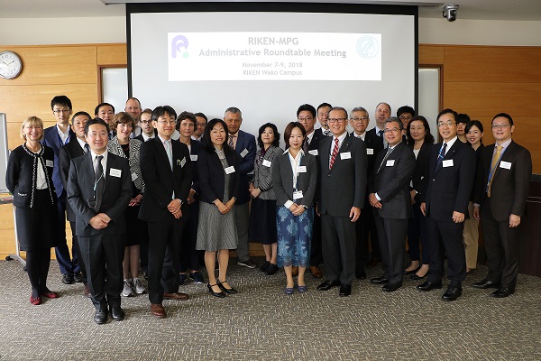 Group photo of the participants