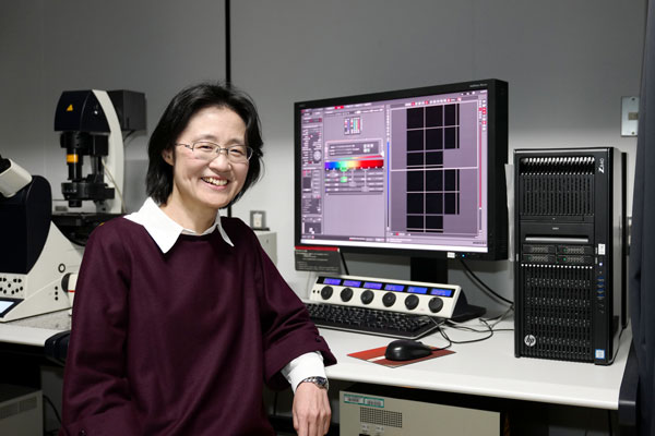 Picture of Michiko Mandai at her lab