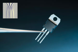 Image of a three terminal device and quantum interference effects of a single qubit