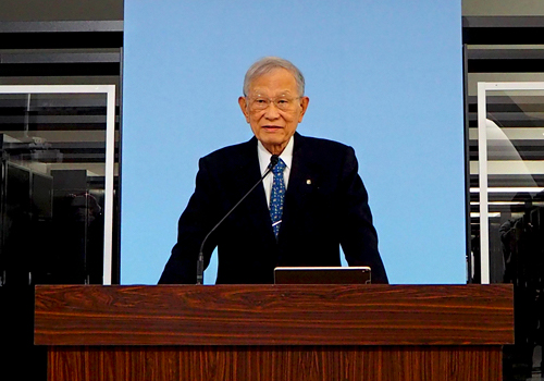 Pres. Matsumoto speaking Photo of Pres. Matsumoto speaking