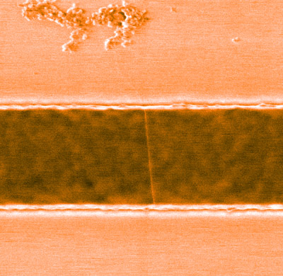 image of a carbon nanotube in a silicon substrate